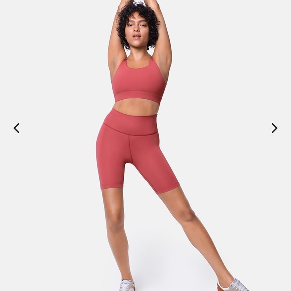 Outdoor Voices Lightform Shorts 7” - Picture 6 of 8